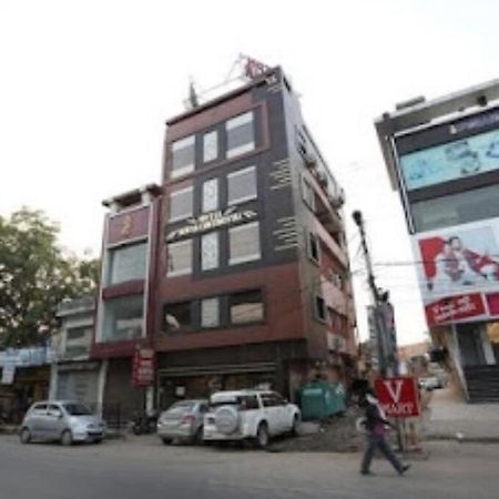 Hotel Surya Continental Lucknow Exterior photo